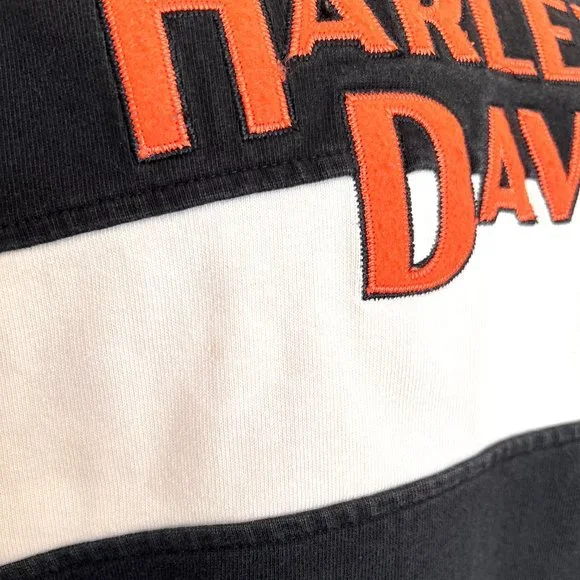 Harley-Davidson Motorcycles- Pullover V-Neck Sweatshirt - Size XL